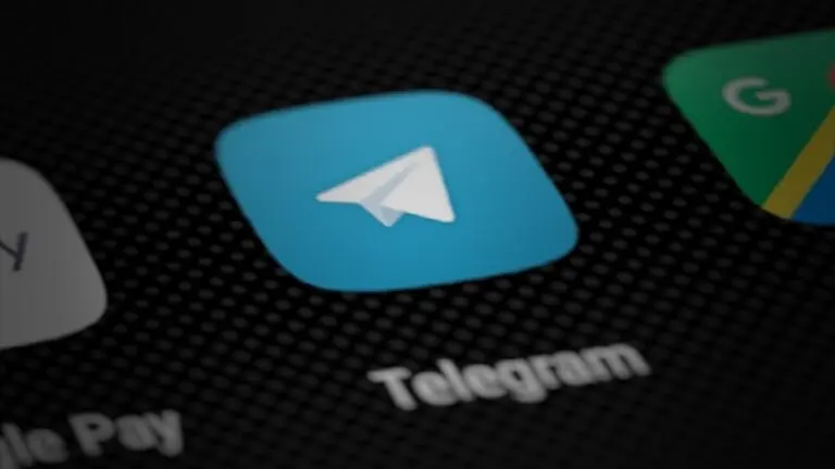 Snowden condena la detención de creador de Telegram