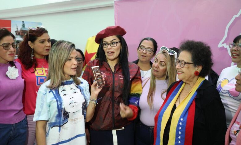 El movimiento de mujeres expresa su repudio a las agresiones físicas y psicológicas contra las lideresas revolucionarias