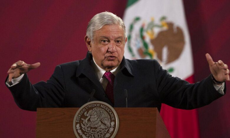 "Por lo menos deberían tener la obligación de informarle al pueblo de México