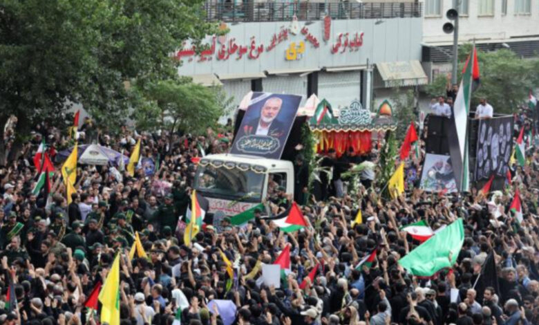 Masivo funeral de Haniya en Teherán