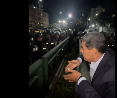Maduro supervisó dispositivos de seguridad en Caracas