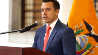 Noboa denuncia plan para sacarlo de la contienda electoral