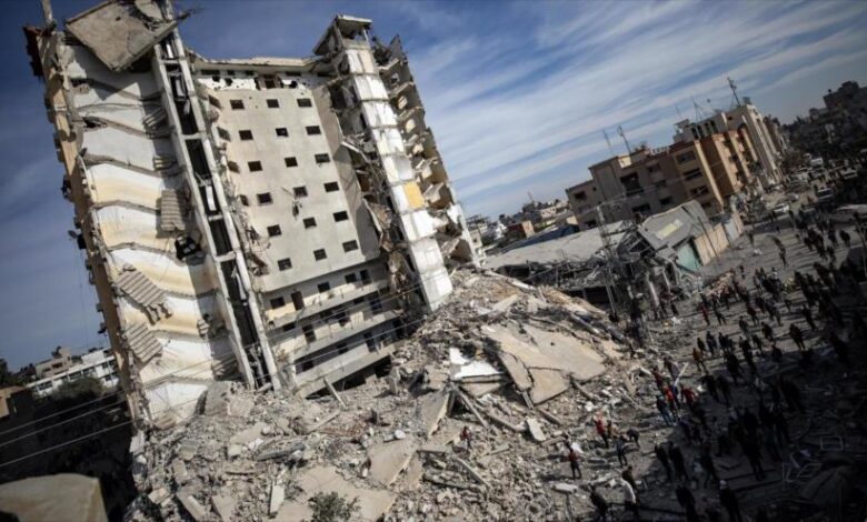 Israel ataca otro centro educativo y mata a 7 desplazados en Gaza