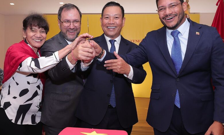 Venezuela y Vietnam reafirman lazos de amistad y cooperación integral