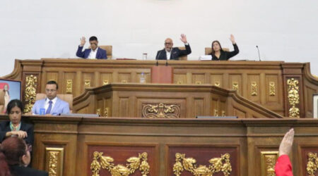 Asamblea Nacional de Venezuela aprobó acuerdo en repudio intromisión de eurodiputados fascistas