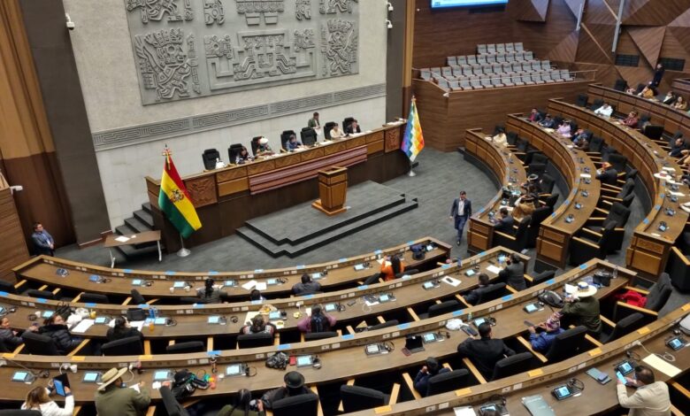 Asamblea de Bolivia da luz verde a proceso de designación del Fiscal del Estado