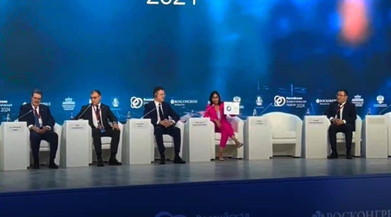 Vicepresidenta: Es imposible que Venezuela sea excluida del mundo energético internacional