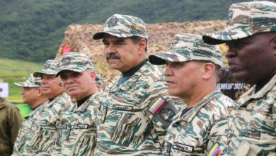 Presidente Maduro ordena reforzar los sistemas de defensa del país
