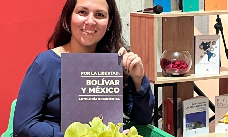 Profundizan investigación sobre presencia de Bolívar en México en dos libros