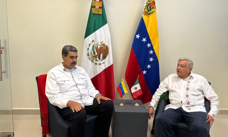Presidente Maduro felicitó a México por su independencia