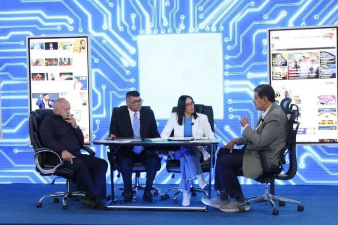 Gobierno venezolano revela complicidad de una “red prepago” en nueva conspiración