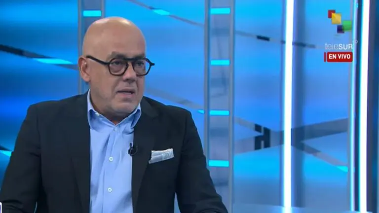Jorge Rodríguez: No hubo coacción en conversaciones sostenidas con Edmundo González
