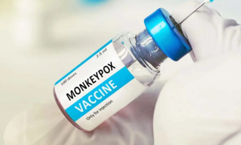 OMS aprueba primera vacuna global contra la viruela del mono