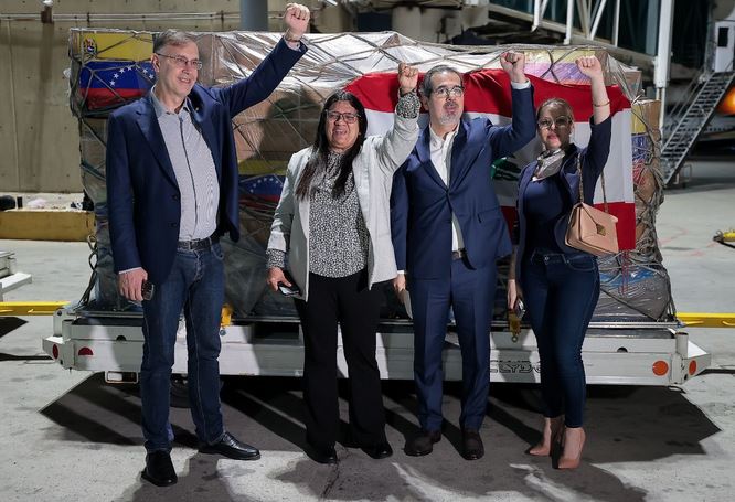 Ayuda humanitaria de Venezuela partió hacia Siria y Líbano (+Fotos)