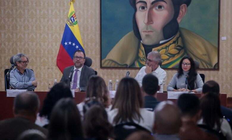 Trabajadores Ministerio de Relaciones Exteriores construyen ACA rumbo al Congreso del Bloque Histórico