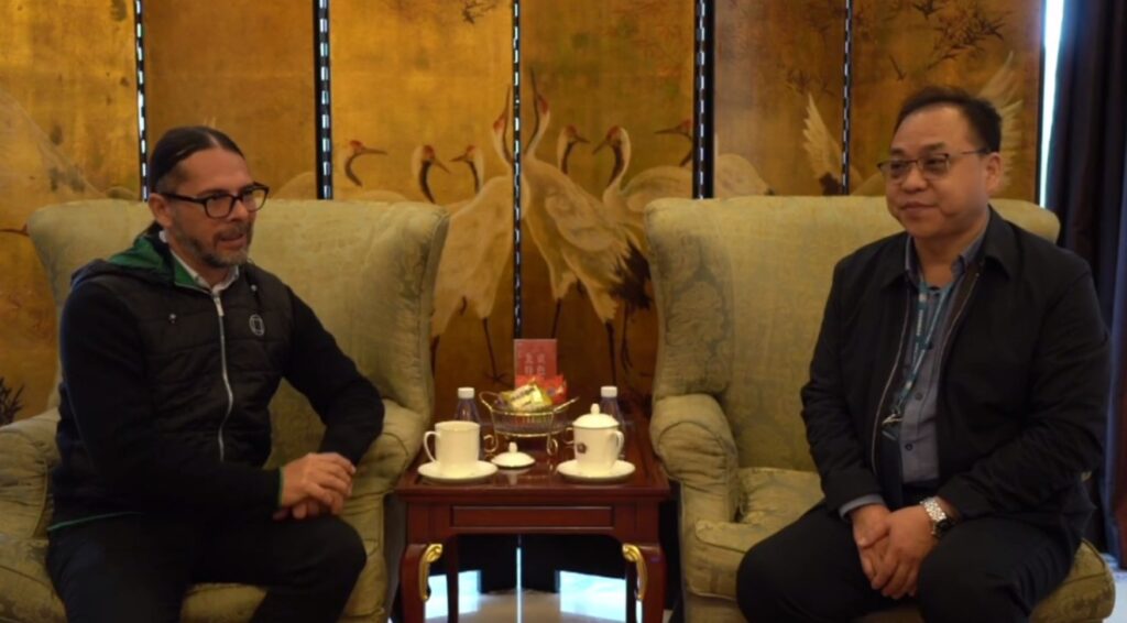 Ministro de Comunicación de Venezuela inicia visita de trabajo en Beijing