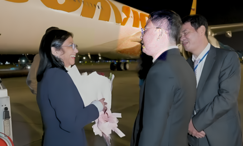 Vicepresidenta venezolana Delcy Rodríguez llegó a Vietnam para fortalecer cooperación