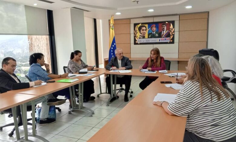 Cancillería e Idenna evalúan situación de derechos de la infancia migrante