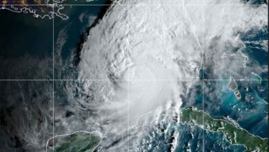 Milton se debilita pero llegará como poderoso huracán a Florida, EE.UU.