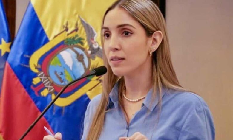 Renuncia ministra de Producción, Comercio Exterior e Inversiones de Ecuador
