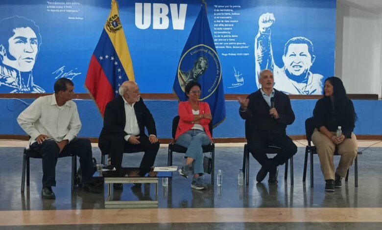 Sector Universitario debate sus propuestas de cara al Congreso del Bloque Histórico Bolivariano