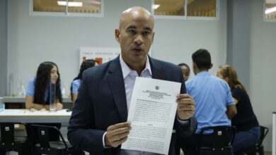 Venezuela aprueba Resolución para fortalecer presencia de los docentes en el aula