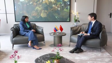 Vicepresidenta Ejecutiva y embajador de China revisan agenda económica bilateral