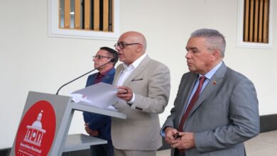 Parlamento ratifica convocatoria al presidente Maduro a juramentarse el 10 de enero