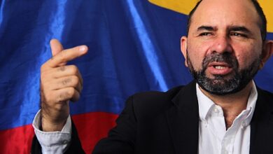 Oligarquía colombiana intenta 'golpe blando' encubierto con formas jurídicas contra Petro