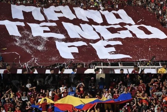 Presidente Maduro felicita a La Vinotinto por su empate ante Argentina