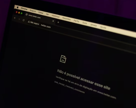 Red social X vuelve a Brasil tras cumplir exigencias judiciales