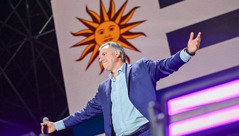 Nicolás Maduro felicita a Uruguay por jornada electoral
