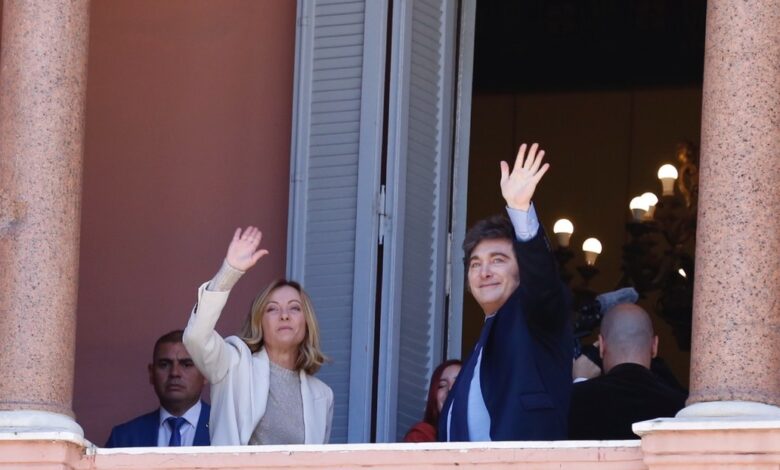 Canciller Gil tras encuentro entre Milei y Meloni: "'Show para fascistas y nazis"