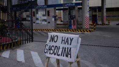 Bolivia autoriza a privados a importar y comercializar combustibles