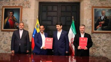 Venezuela e Irán suscriben convenio para instalar fábrica de fibra óptica