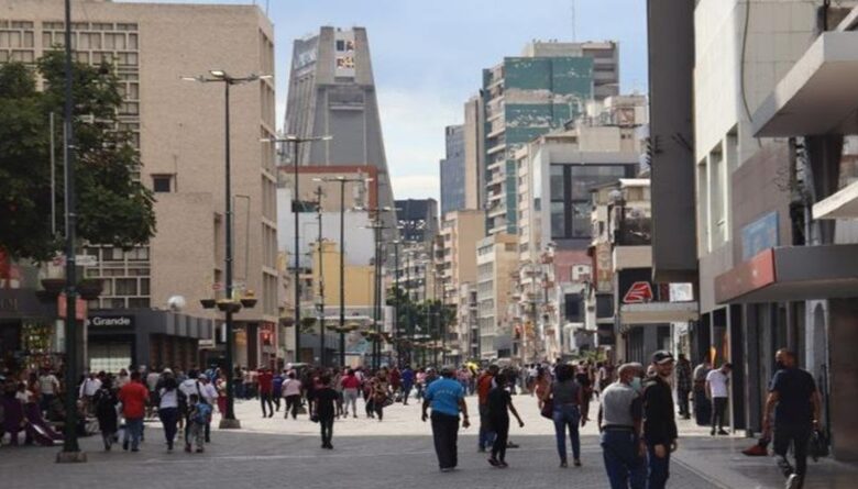 63% de venezolanos exigen juzgar a dirigentes que pidieron sanciones, revela Hinterlaces