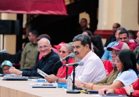 Maduro pide elevar la guardia para estar vigilante de la Paz de Venezuela