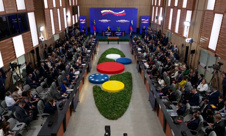 Venezuela y Rusia suscriben nuevos acuerdos energéticos