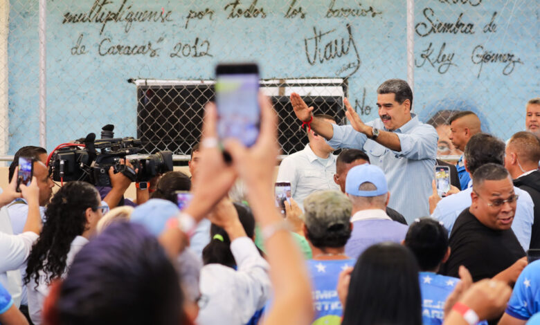 Maduro convoca al pueblo venezolano a elegir Jueces de Paz este 15-D