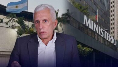 Fiscalía confirma que Martínez Mottola se puso a derecho tras abandonar embajada argentina