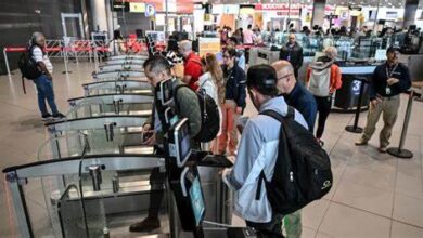 Continúan protestas de trabajadores de Migración en aeropuertos de Colombia