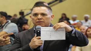 Venezuela inicia distribución de material para elegir Jueces de Paz