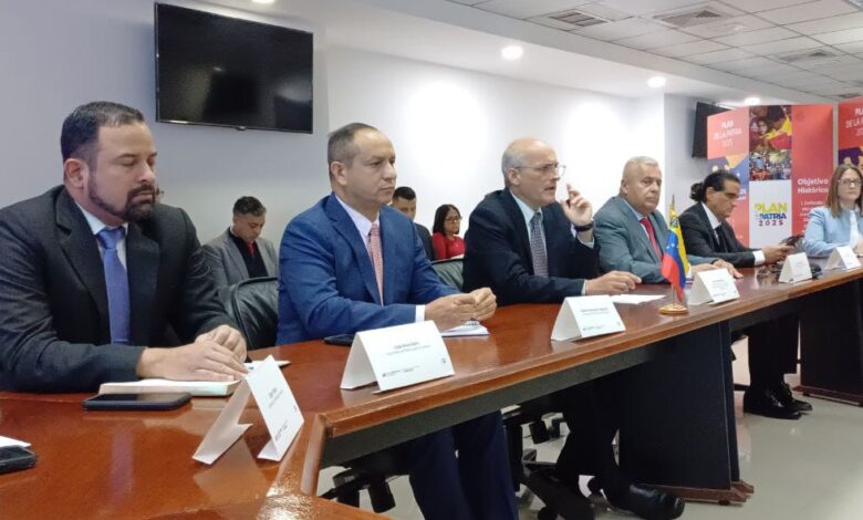 Juramentación de Nicolás Maduro contribuirá a la construcción de una Venezuela fuerte e independiente