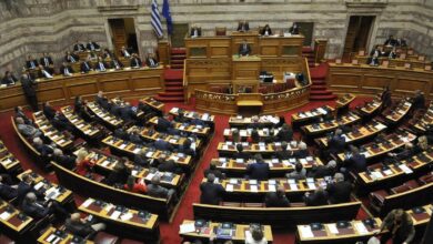 Parlamento de Grecia fracasa para elegir un nuevo presidente