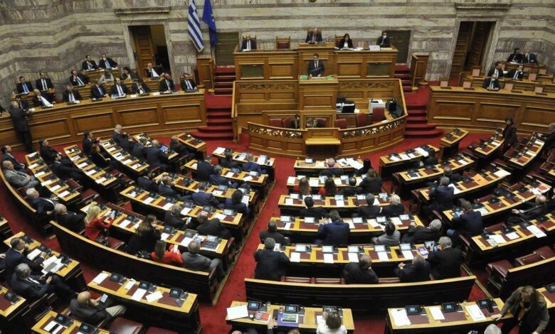 Parlamento de Grecia fracasa para elegir un nuevo presidente