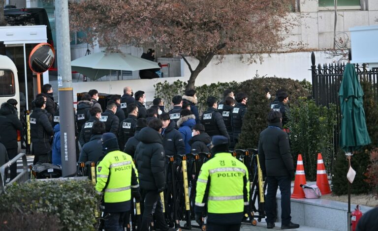 Tribunal prorroga orden de aprehensión contra presidente Yoon Suk-yeol