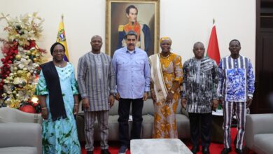 Presidente Maduro sostuvo encuentro con delegaciones de cinco naciones