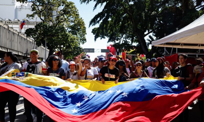 En fotos/ El pueblo acompañó al presidente Nicolás Maduro en su juramentación
