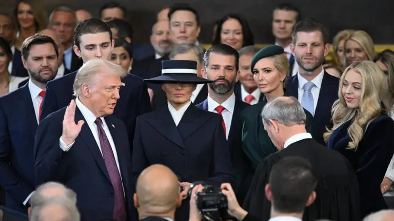Mundo Donald Trump tomó juramento como presidente de los EE.UU.