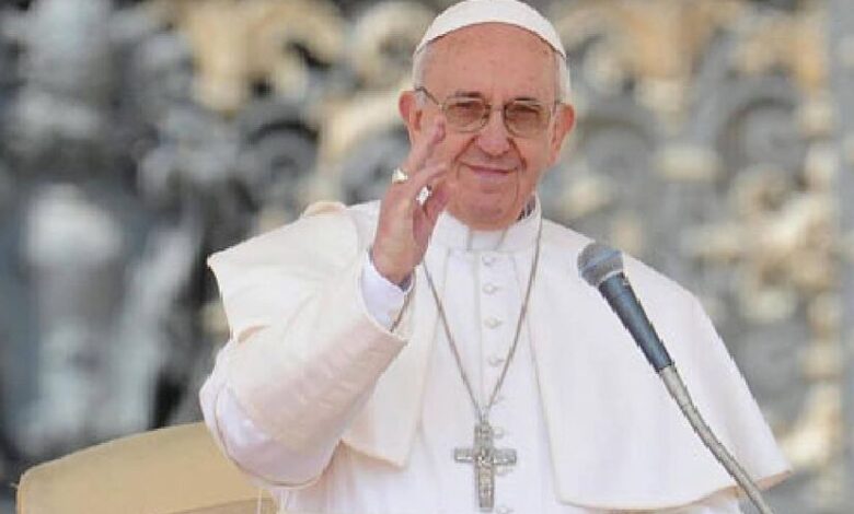 Papa Francisco tiene un "cuadro clínico complejo"
